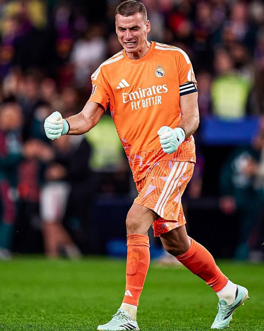 Andriy Lunin a fost providențial în Barcelona - Real (1-2) Mourinho l-a felicitat primul după victorie! Eroul de pe Camp Nou a fost pulverizat de „Generația de Suflet” în 2024