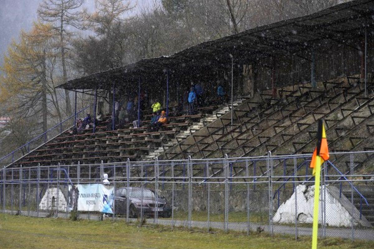„St. Moritz de România” a rămas un vis! Ce s-a ales de proiectul de milioane de euro promis la munte: GSP are imagini la zi cu stadionul