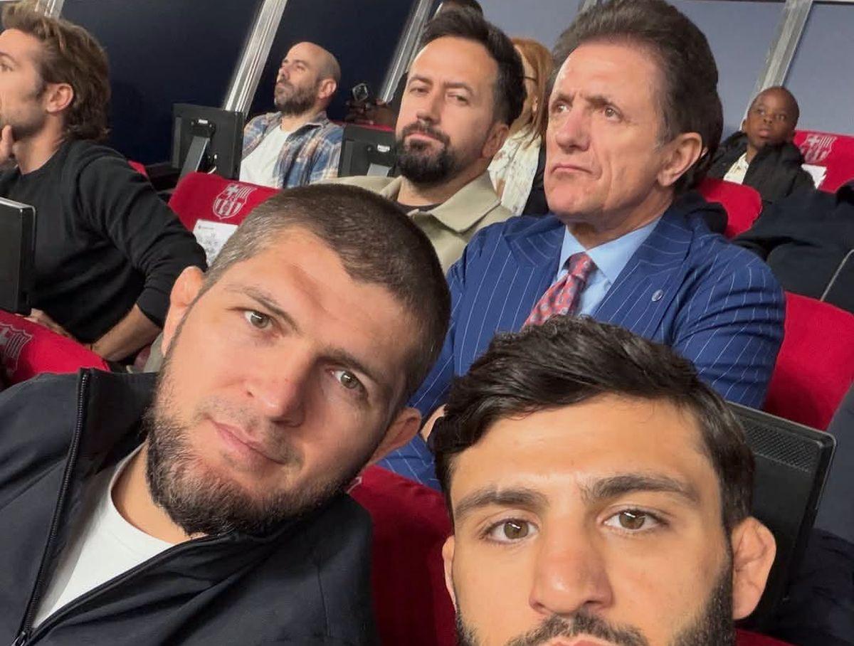 Gică Popescu, surprins la „El Clasico” lângă două legende din UFC: „Dacă voiați poză, trebuia să cereți voie”