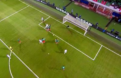 LIGA CAMPIONILOR // VIDEO Autogol caraghios în Rusia, în meciul dintre Lokomotiv Moscova și Leverkusen!