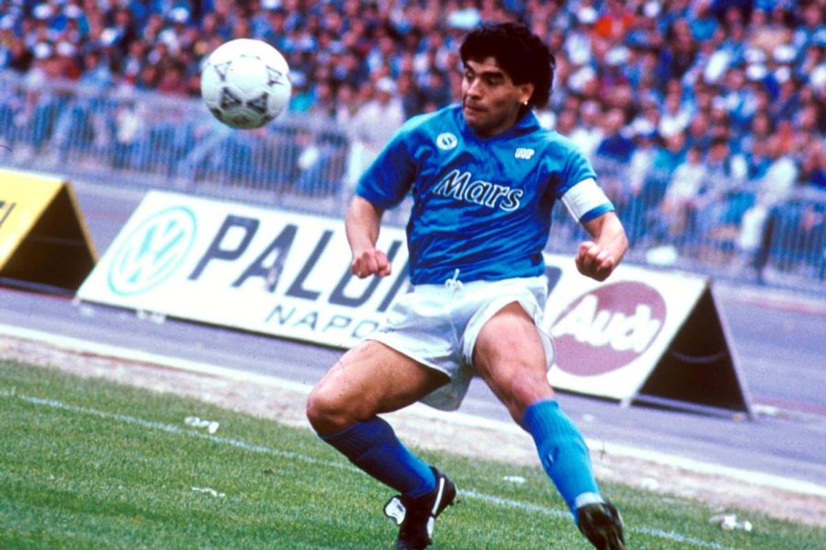 RETRO GSP // Maradona