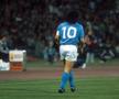 Diego Maradona a purtat numărul 10 la Napoli // foto: Imago