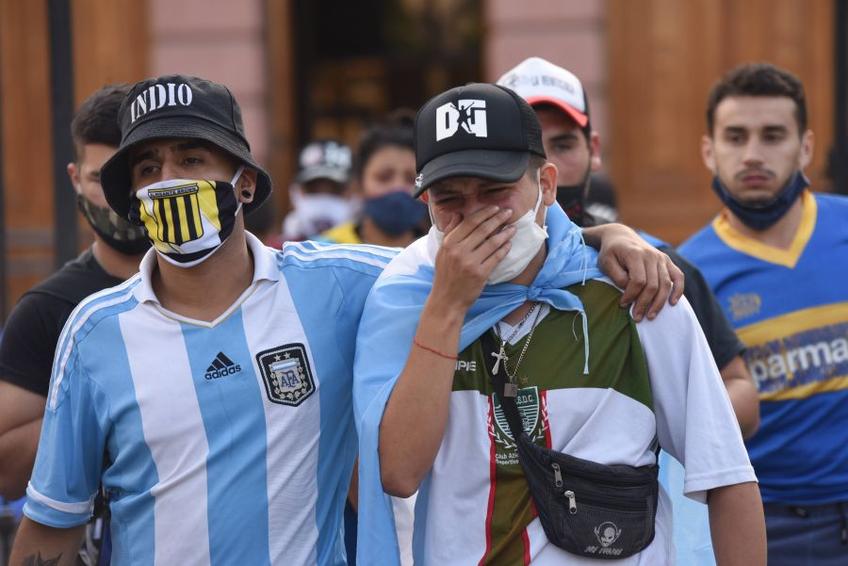 Diego Maradona a murit miercuri, 25 noiembrie 2020, la doar 60 de ani. El Pibe D'Oro va fi înmormântat în această seară.