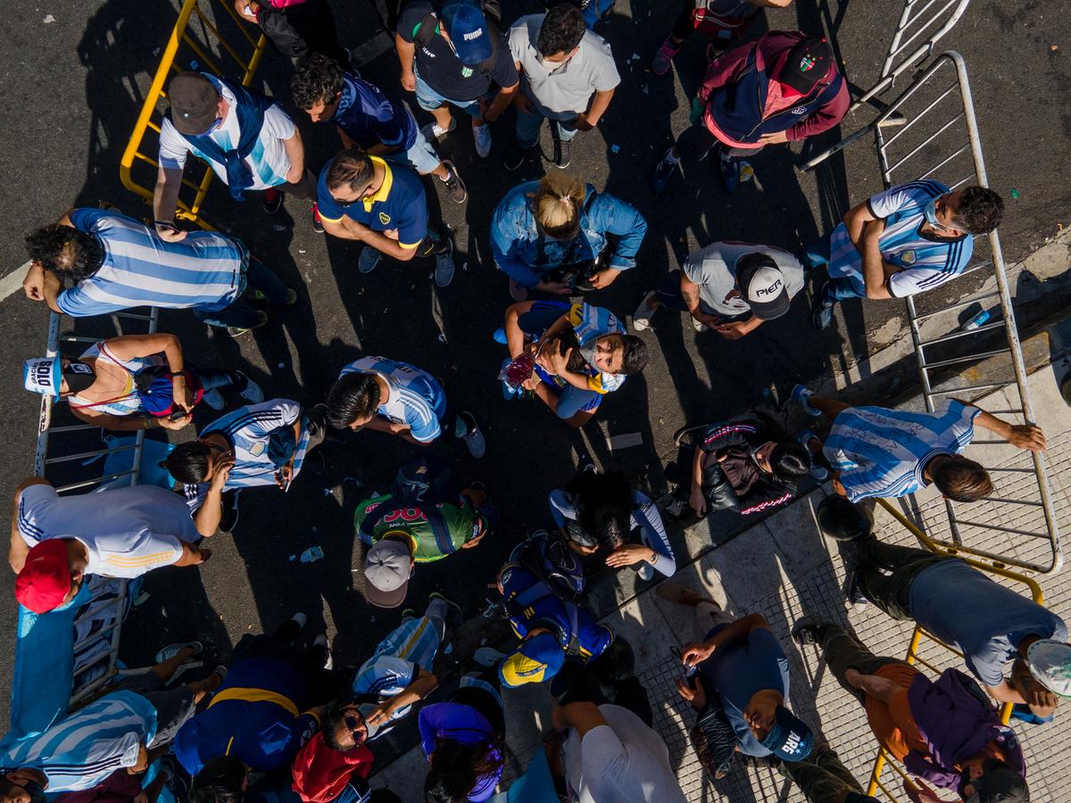 VIDEO Un vecin al lui Diego Maradona a publicat ultima filmare cu regretatul argentinian » Cum a impresionat un copil