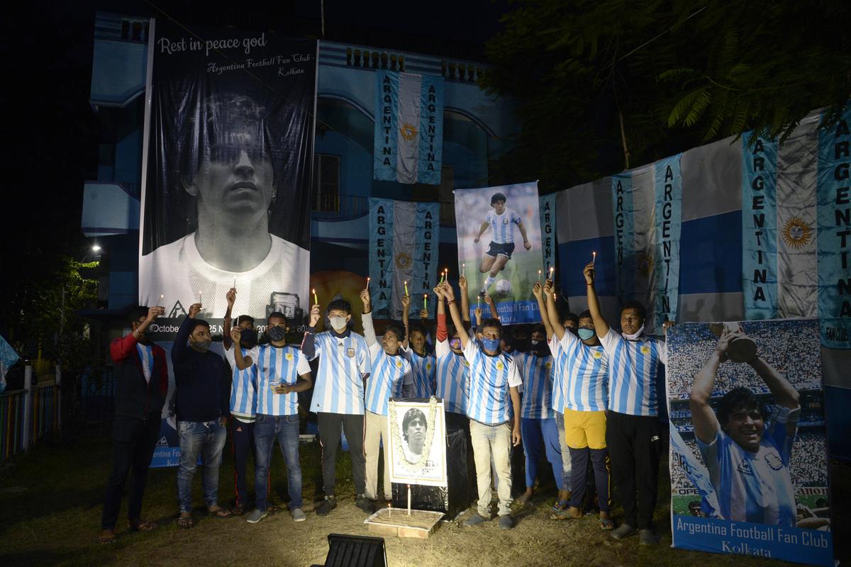 VIDEO Un vecin al lui Diego Maradona a publicat ultima filmare cu regretatul argentinian » Cum a impresionat un copil