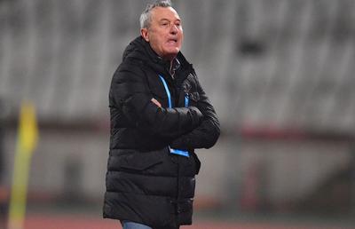 „Adversarii noștri dau gol la singurul șut pe poartă!” » Ce meciuri a văzut Rednic?! Cifrele reale sunt dure