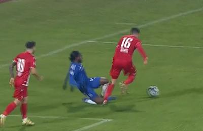 Două faze controversate în Dinamo - FCU Craiova