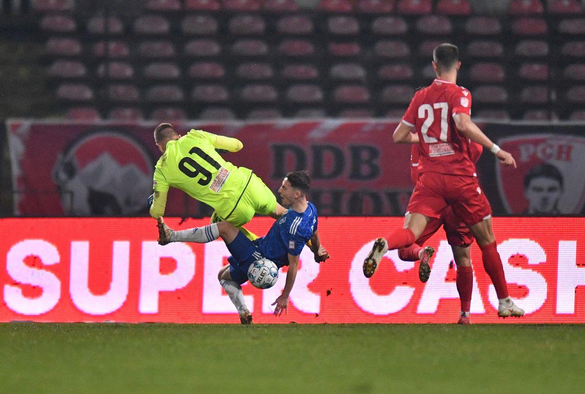 Dinamo - FCU Craiova » Derby-ul suferinței în Ștefan cel Mare