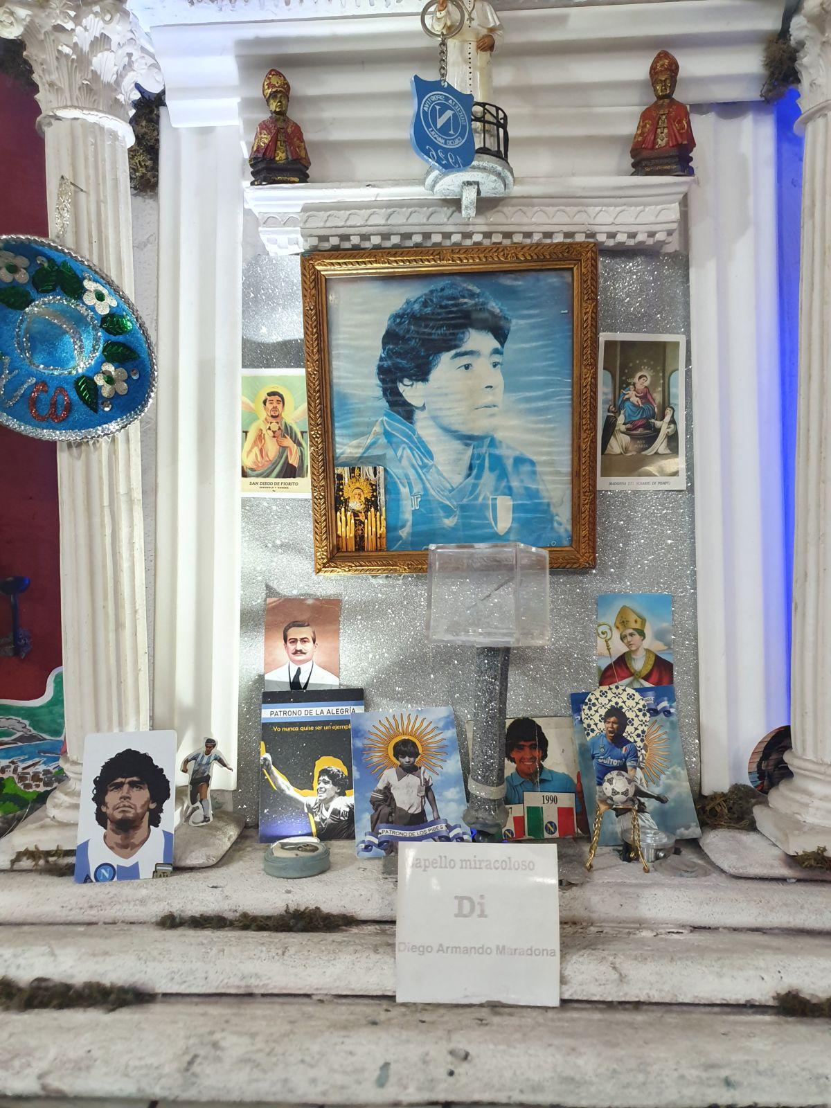 „Pelerinaj” în Napoli » Oamenii pentru care Maradona este Dumnezeu și care te învață că „Cel care iubește nu uită”