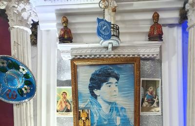 „Pelerinaj” în Napoli » Oamenii pentru care Maradona este Dumnezeu și care te învață că „Cel care iubește nu uită”