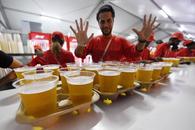 CM 2022. În Doha nu bea alcool doar cine nu vrea sau n-are bani! Locațiile în care fanii găsesc bere, vin și șampanie și cât costă fiecare