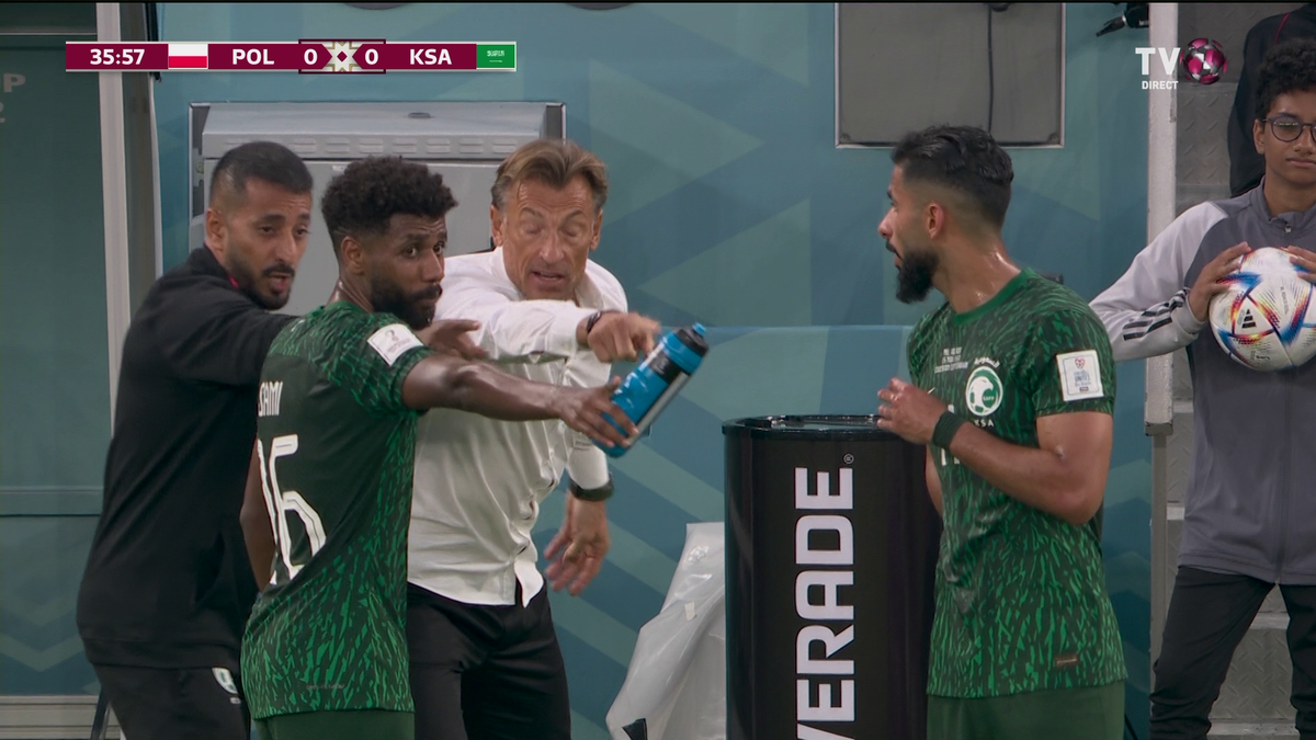 Herve Renard și translatorul în Polonia - Arabia Saudită