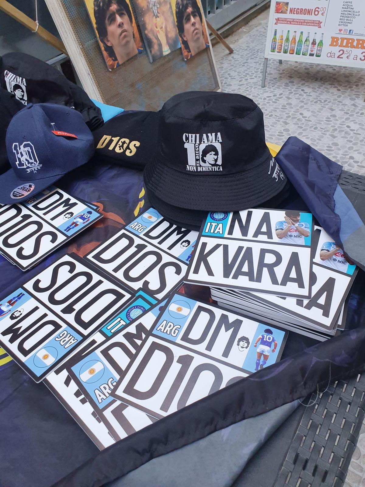 „Pelerinaj” în Napoli » Oamenii pentru care Maradona este Dumnezeu și care te învață că „Cel care iubește nu uită”