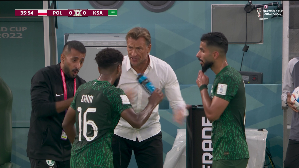 Herve Renard și translatorul în Polonia - Arabia Saudită