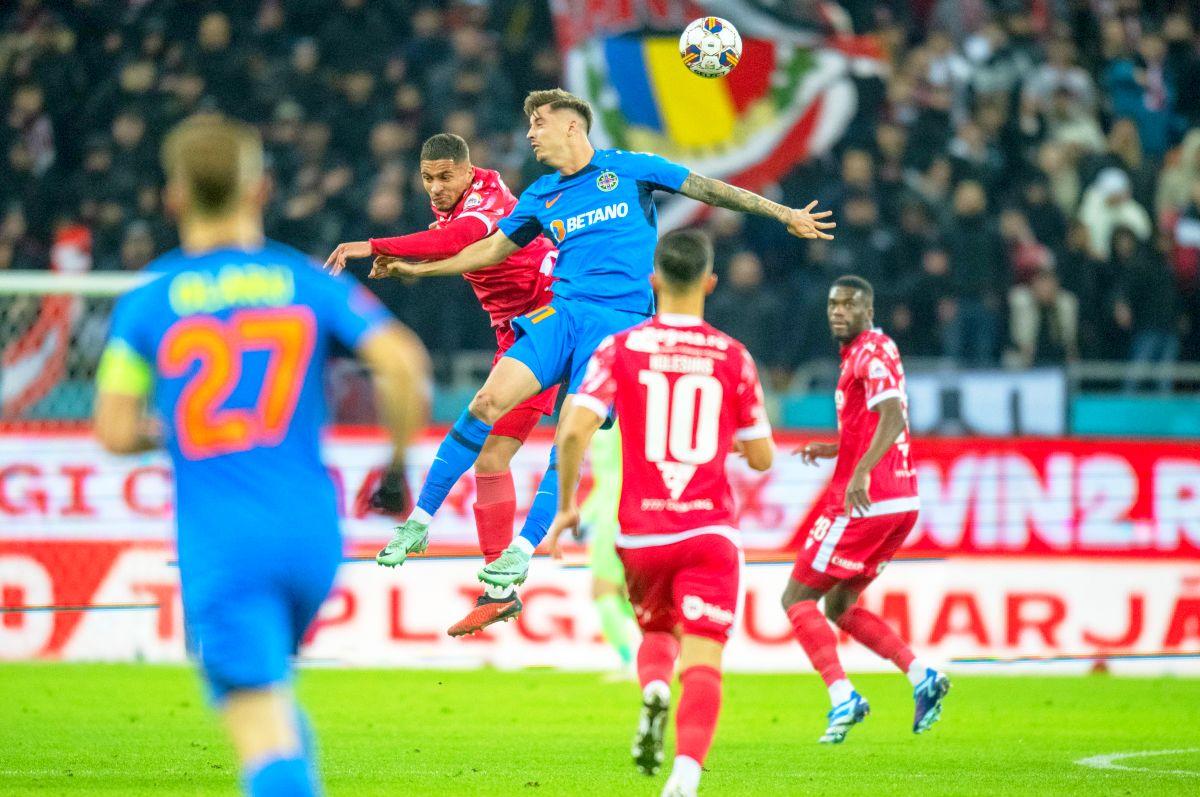 Florinel Coman a decis Dinamo - FCSB, dar nu a dat specialiștii pe spate: „A jucat în nota echipei” + „Sub ce poate. Să ne amintim acea fază”