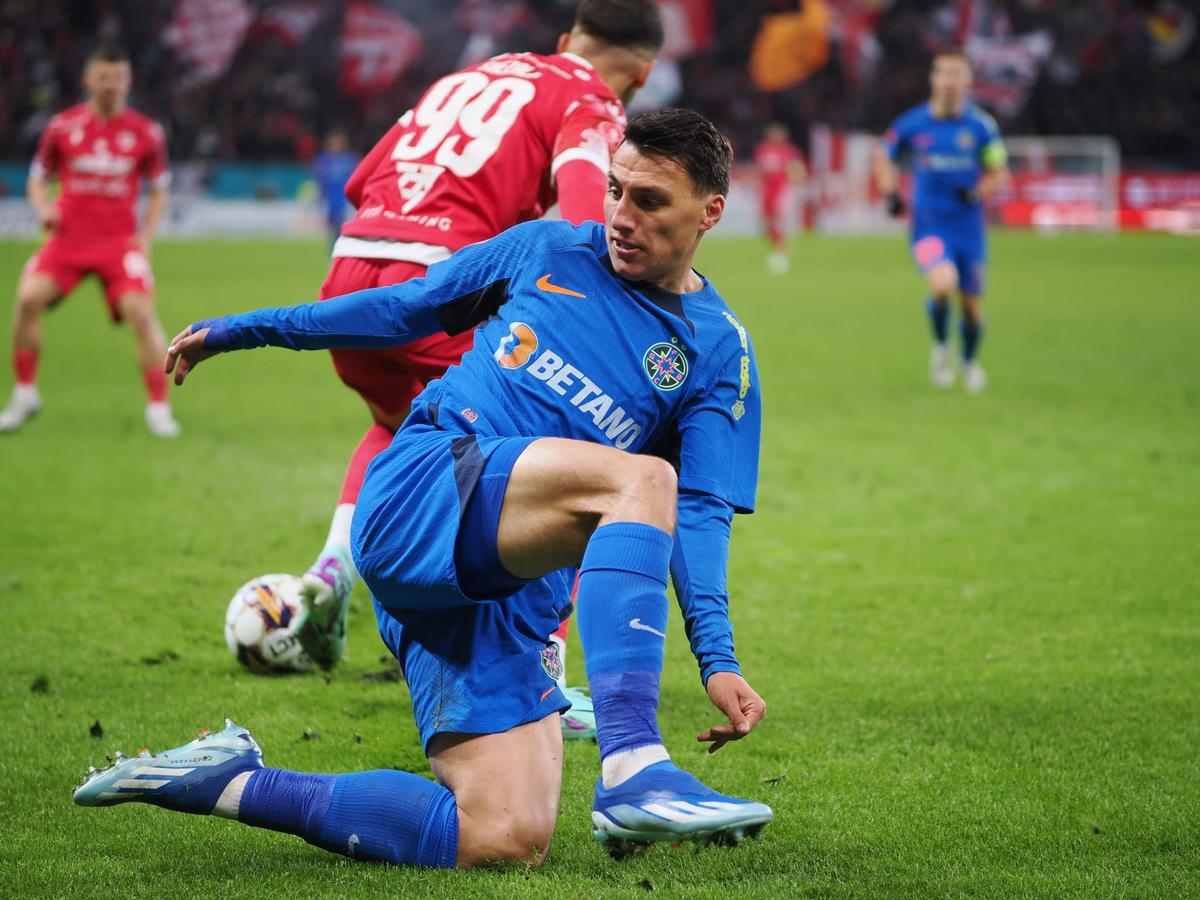 Florinel Coman a decis Dinamo - FCSB, dar nu a dat specialiștii pe spate: „A jucat în nota echipei” + „Sub ce poate. Să ne amintim acea fază”