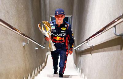 Dominație la Max » Verstappen a reușit în 2023 cinci performanțe nemaivăzute în Formula 1