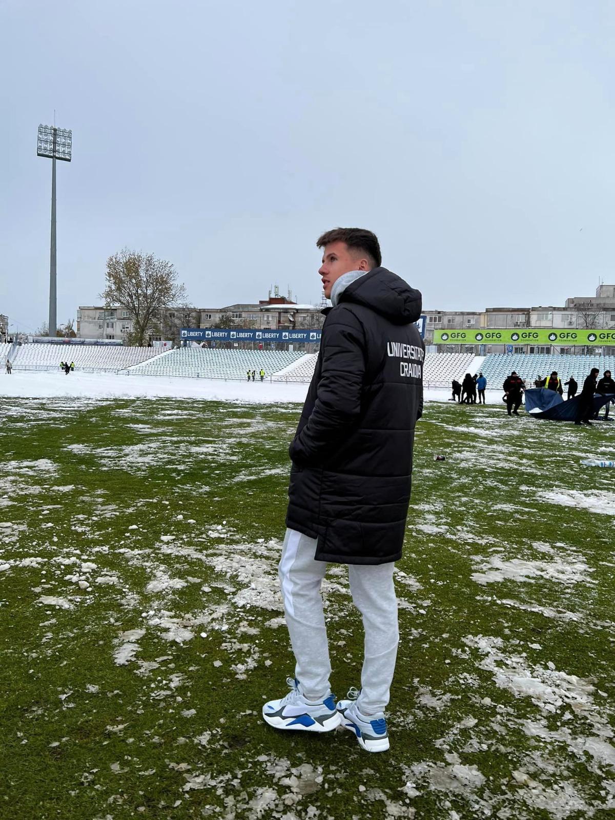 Mitriță a topit Oțelul » Hattrick pornit după un gol din ofsaid pentru vedeta Universității Craiova, în meciul întârziat de zăpadă