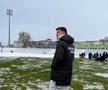 Dorinel Munteanu a pus mâna pe lopată și a dat zăpada înainte de Oțelul - Universitatea Craiova