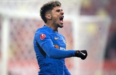 Florinel Coman, gol fabulos cu Dinamo » Execuție la indigo cu cea a lui Sterling