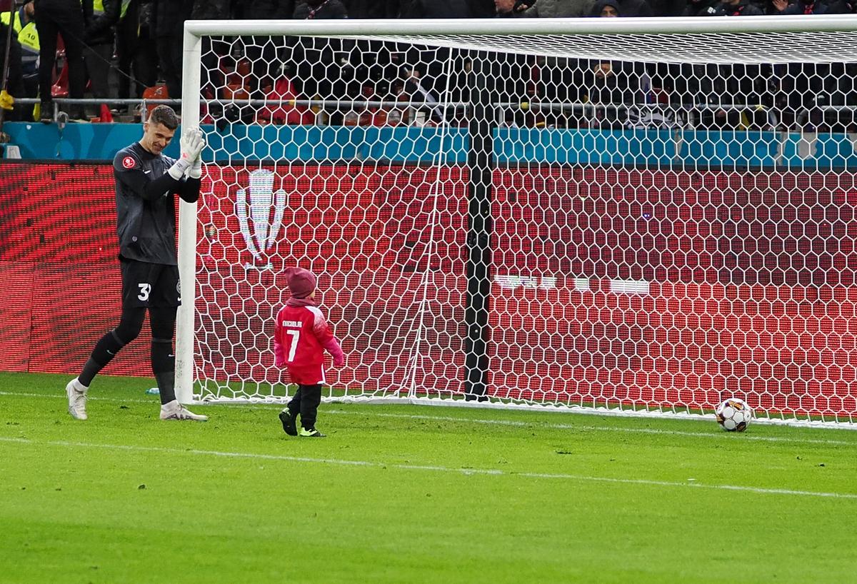 Florinel Coman a decis Dinamo - FCSB, dar nu a dat specialiștii pe spate: „A jucat în nota echipei” + „Sub ce poate. Să ne amintim acea fază”