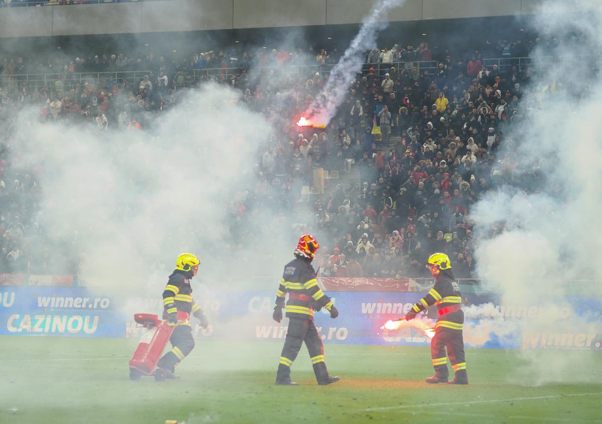 Florinel Coman a decis Dinamo - FCSB, dar nu a dat specialiștii pe spate: „A jucat în nota echipei” + „Sub ce poate. Să ne amintim acea fază”