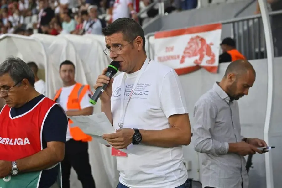Nicu Grameni Scandalos! Crainicul lui Dinamo s-a întâlnit cu un băiat care îl informase că are 15 ani: „De regulă sunt mai reținut” » Flagrant organizat de „Justițiarul din Berceni”