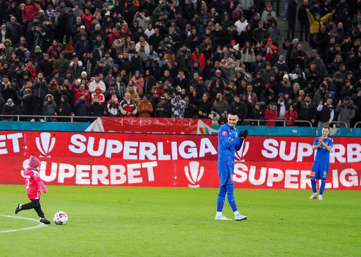 Florinel Coman a decis Dinamo - FCSB, dar nu a dat specialiștii pe spate: „A jucat în nota echipei” + „Sub ce poate. Să ne amintim acea fază”