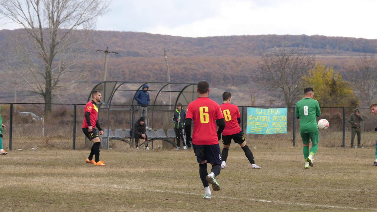 Vânătorul Rățoaia - Unirea Ungureni 1-0 (L5 Dâmbovița)