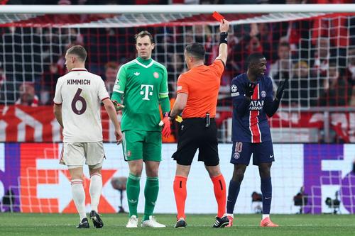 Bayern Munchen și PSG s-au întâlnit în grupa unică. Bavarezii s-au impus cu 1-0, Ousmane Dembele a fost eliminat / Foto: Imago