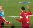 Hențul lui van Dijk din Liverpool - PSV // FOTO: captură Digi Sport