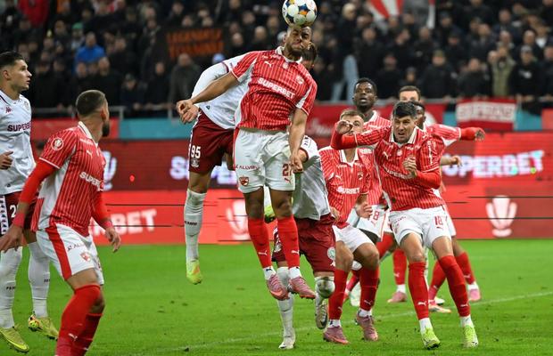 Gata, pleacă de la Dinamo! » Meciul de la Botoșani i-a semnat sentința