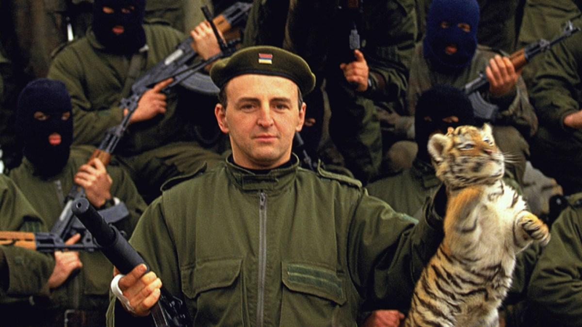 Trecutul din prezent! Palatul impunător al temutului Arkan este fix în fața intrării principale a „Marakanei”: „Vă recomand să nu vă apropiați prea mult!"