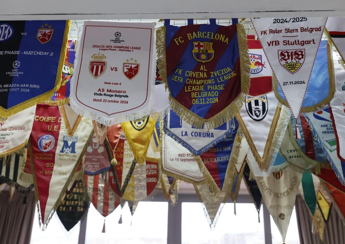 Imagini de la muzeul celor de la Steaua Roșie Belgrad