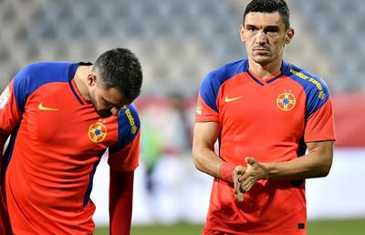 Ultimele informații despre „renegații” de la FCSB: unul pleacă sigur, cu celălalt e mai complicat
