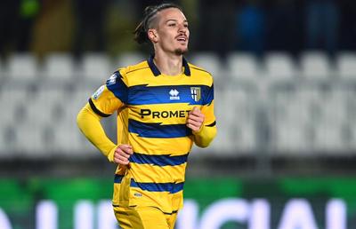AC Milan ar fi început negocierile pentru Dennis Man! De ce depinde transferul