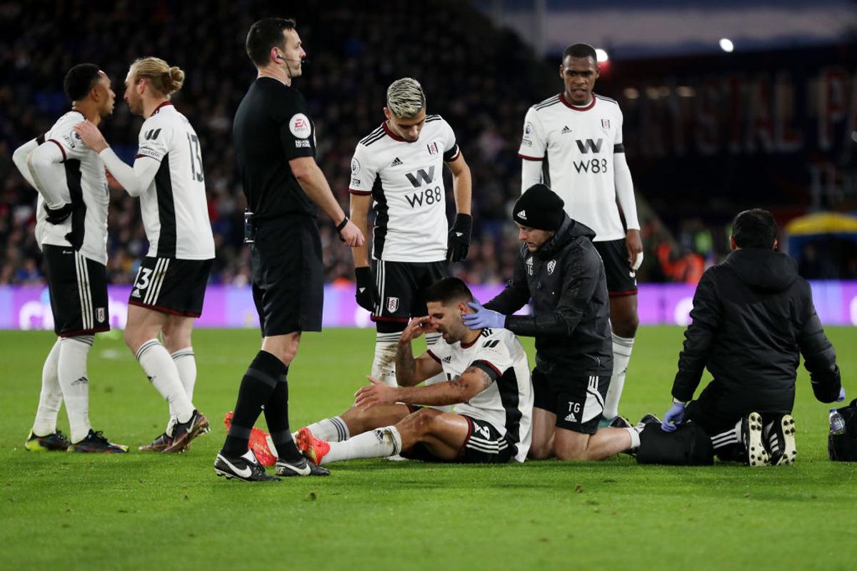 Spectacol total în Premier League de Boxing Day: 16 minute de grație pentru lider! Dramatism pe Goodison Park și record uluitor bifat de Robertson
