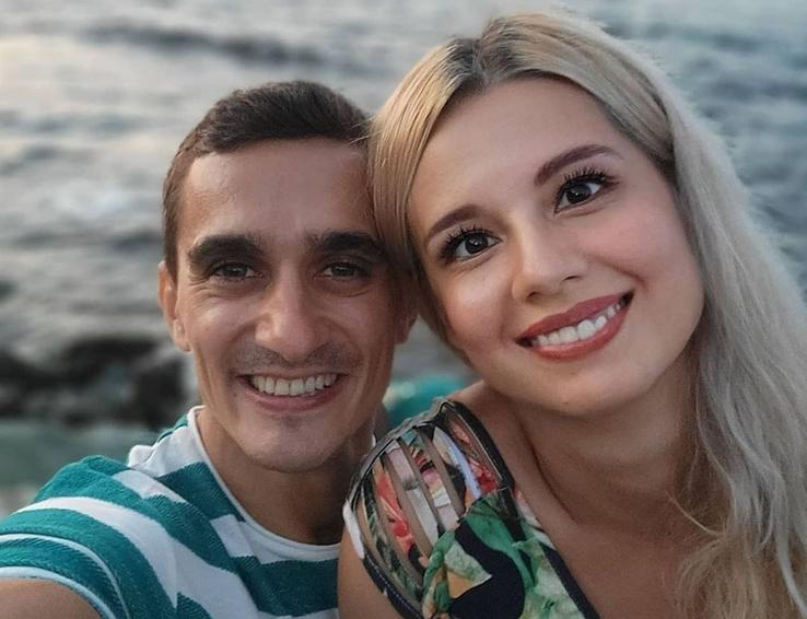 sursă foto: Instagram @ simonacarmen_