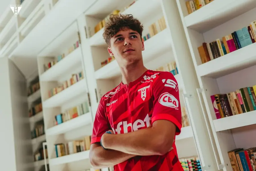 Rareș Pop (18 ani) Şcoalele vieţii