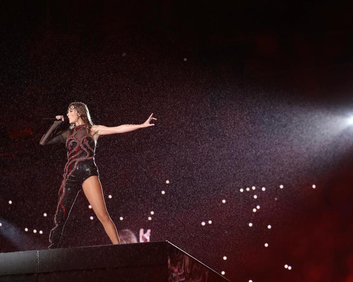 Idila dintre Taylor Swift și starul din sport, demascată de noua piesă a artistei? „Sunt un Aston Martin pe care l-ai condus direct în prăpastie, apoi ai fugit și te-ai ascuns”