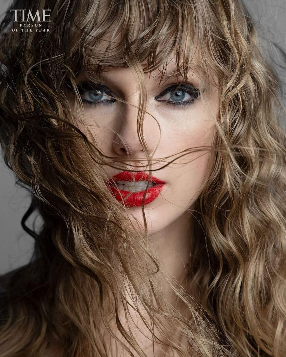 Idila dintre Taylor Swift și starul din sport, demascată de noua piesă a artistei? „Sunt un Aston Martin pe care l-ai condus direct în prăpastie, apoi ai fugit și te-ai ascuns”