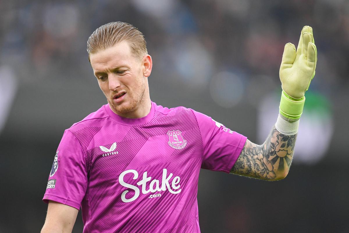 Uluitor! Ce avea scris Jordan Pickford pe sticla de apă, înainte să pareze penalty-ul lui Erling Haaland
