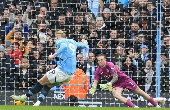 Uluitor! Ce avea scris Jordan Pickford pe sticla de apă, înainte să pareze penalty-ul lui Erling Haaland