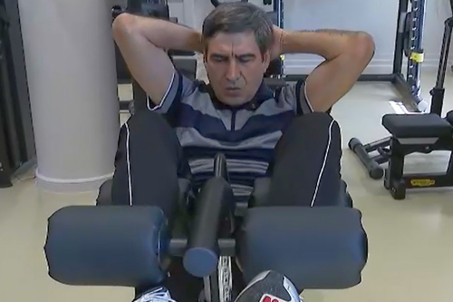 Pițurcă la sala de fitness. Foto: captură sport.ro