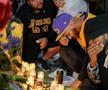 FOTO Kobe Bryant a murit. Mii de oameni s-au strâns la Slapes Center în L.A. Omagiu special la Premiile Grammy