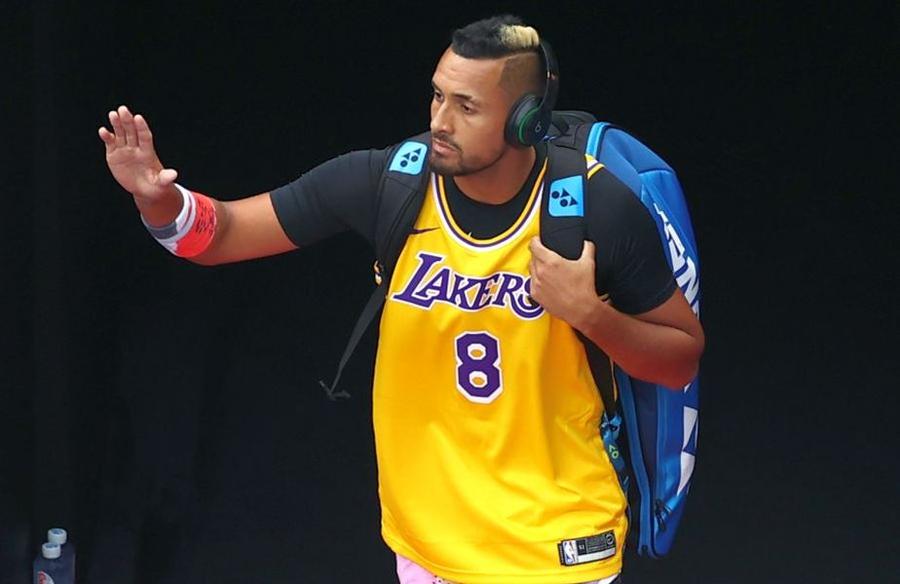 AUSTRALIAN OPEN 2020 // Moment savuros în timpul meciului Nadal - Kyrgios » Ce i-a spus australianul unei fane care-l încuraja pe Nadal
