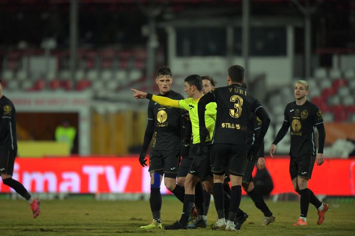 UPDATE EXCLUSIV Diego Fabbrini a dat cărțile pe față în privința rezilierii contractului cu Dinamo » Alți doi jucători au devenit liberi!