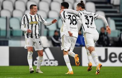 FOTO Juventus, cu Radu Drăgușin integralist, s-a calificat în semifinalele Cupei Italiei! Urmează „Derby d'Italia”