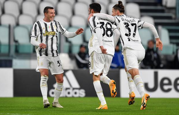 FOTO Juventus, cu Radu Drăgușin integralist, s-a calificat în semifinalele Cupei Italiei! Urmează „Derby d'Italia”