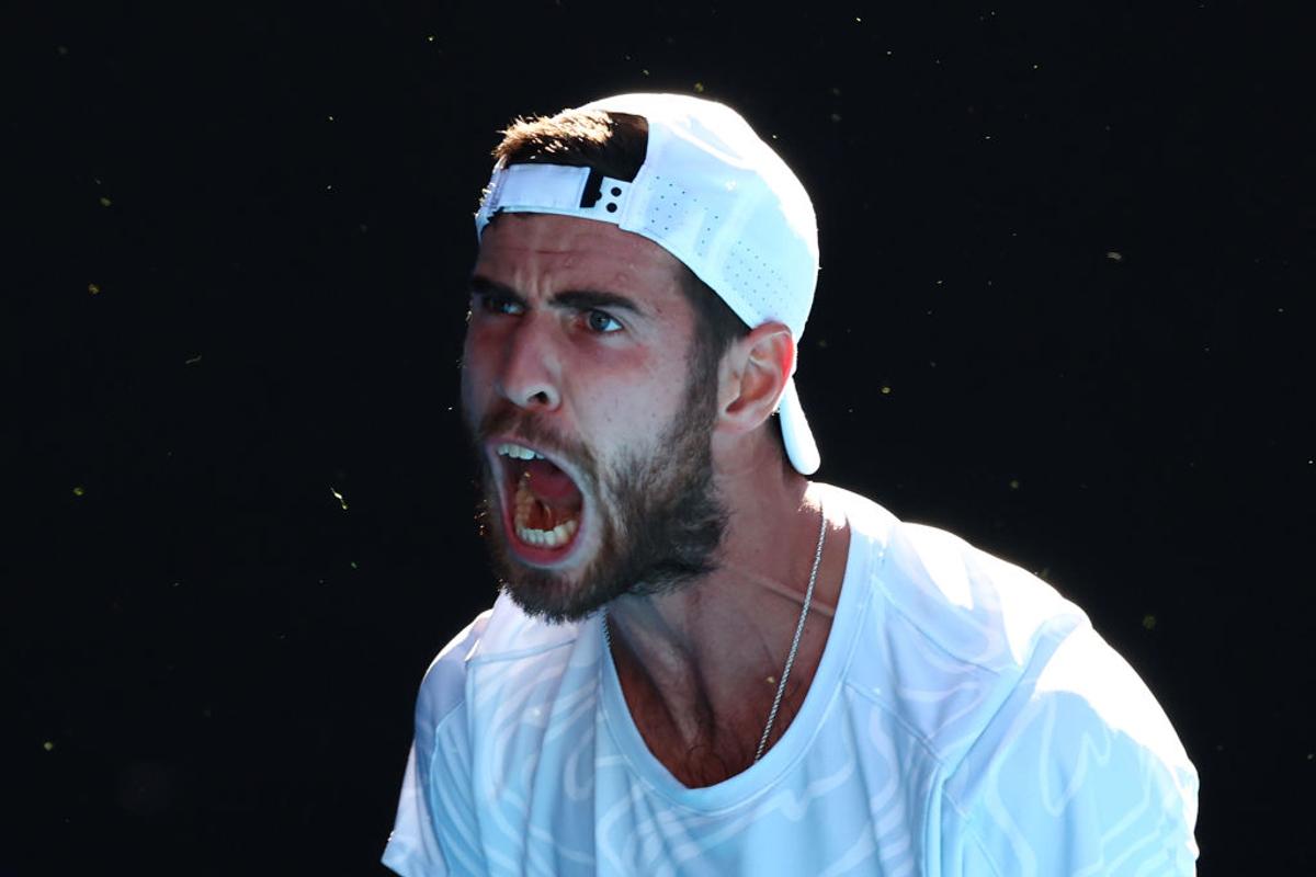 Stefanos Tsitsipas îl așteaptă pe Novak Djokovic în finala Australian Open